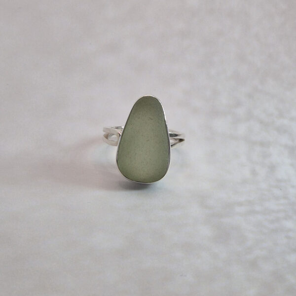 L136 Pierścionek Chasing the Light